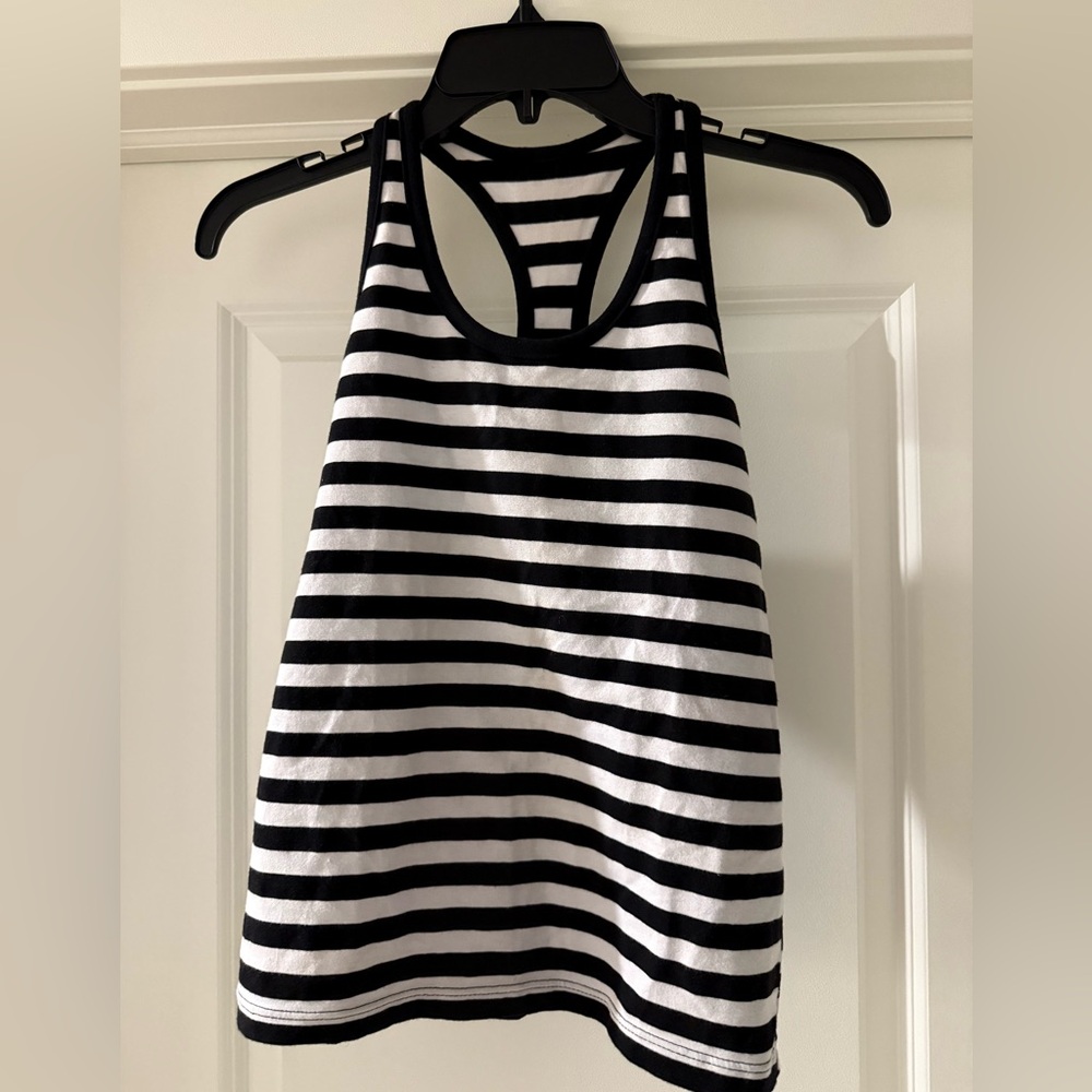 Mario Black and White Striped Women's‎ Tank Top Size Large